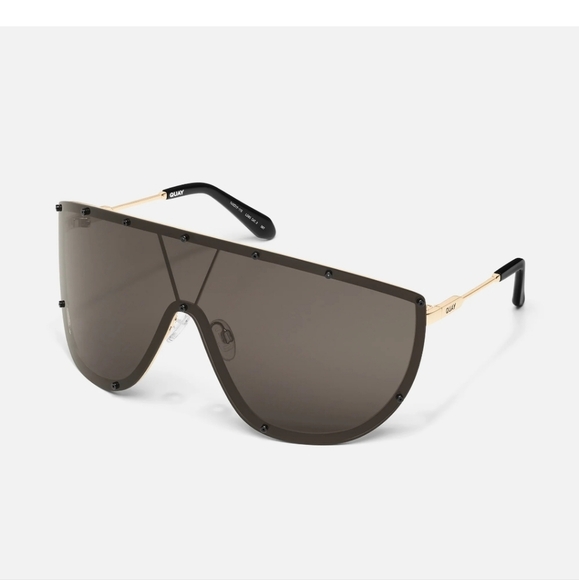 Quay Shield On Set Sunglasses - Picture 1 of 6